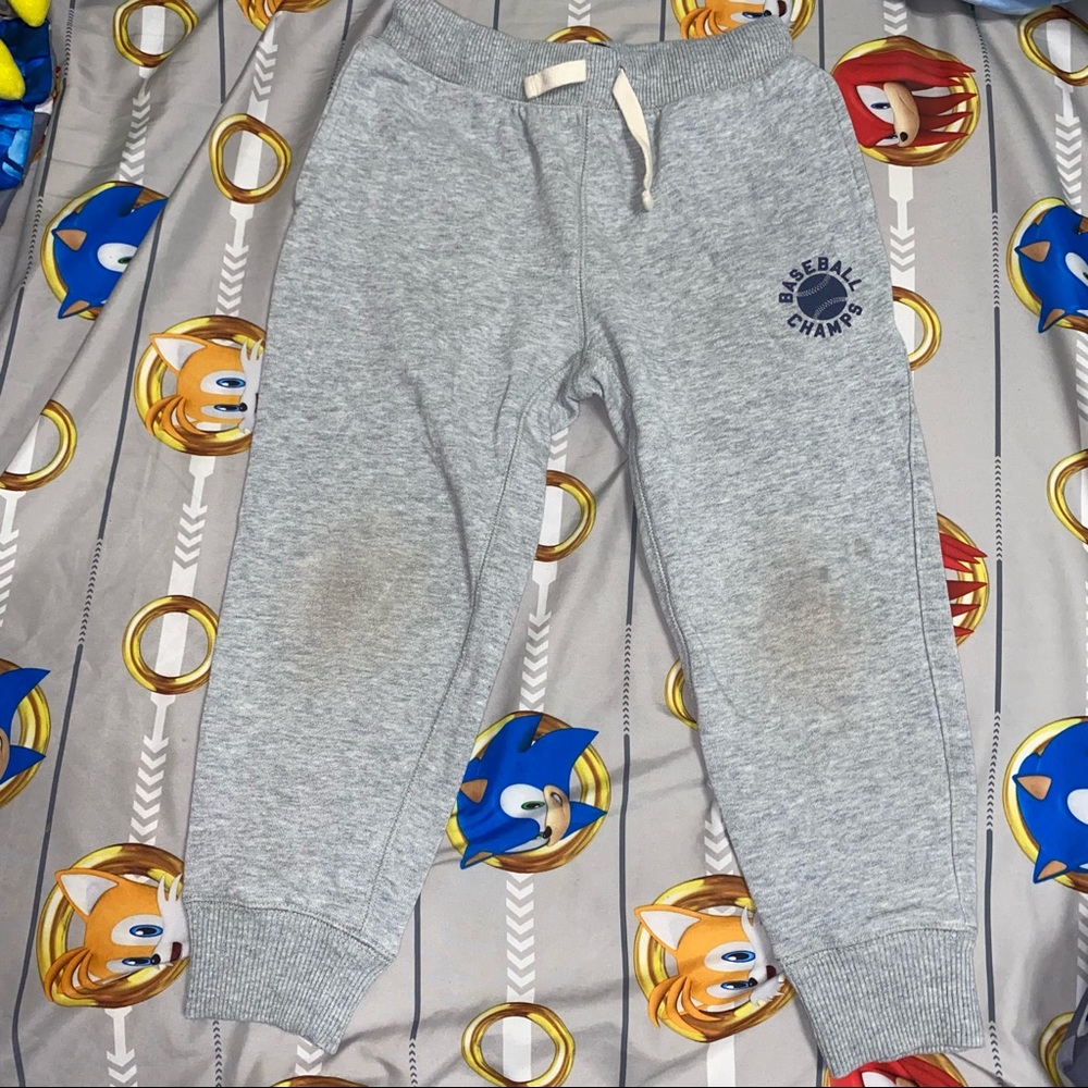 Boy’s sweatpants
